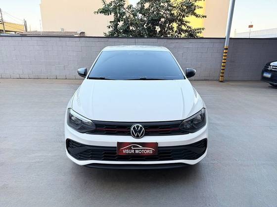 VOLKSWAGEN POLO 1.0 MPI TRACK MANUAL VOLKSWAGEN POLO 1.0 MPI TRACK MANUAL
